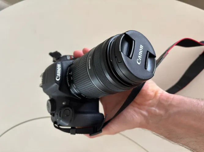 Câmera cânon T5