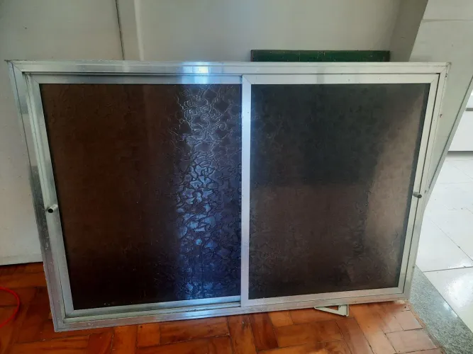 Porta de Alumínio para Pia 118x80