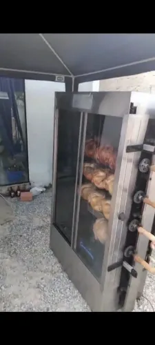 Máquina de assar frango