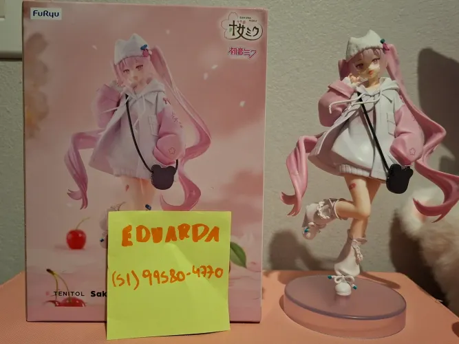 Hatsune Miku -Tenitol Petit - Sakura