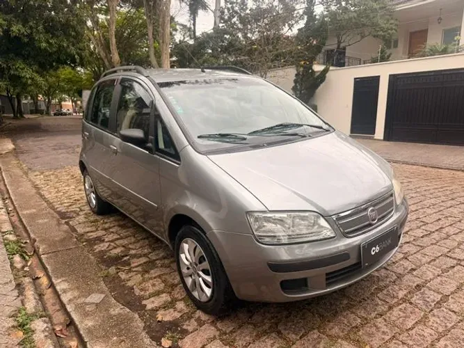 Fiat Idea ELX 1.4 MPI Fire Flex 8V 5P 2010