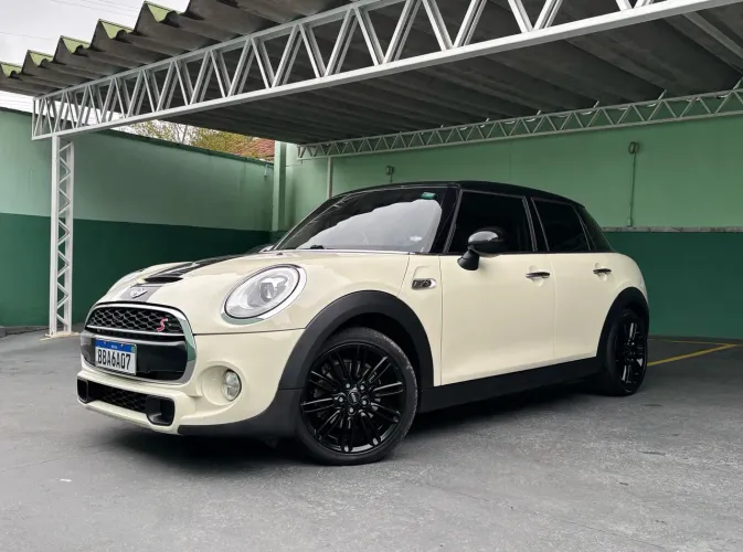 Mini Cooper S 2.0 Turbo 16V 5P Aut. 2017