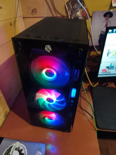 PC Gamer / Desktop de Alto Desempenho - Ryzen 5 5600G + RX 6600 | 32 GB RAM | 1,5 TB SSD