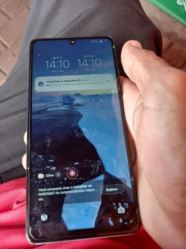  poco x5 pró 5g. 128gb 6 ram.  com 108m câmera. tudo funcionando perfeitamente.