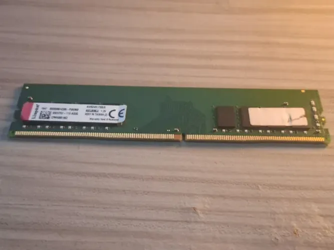 Memória RAM Kingston ValueRAM 8GB DDR4 2400MHz Desktop