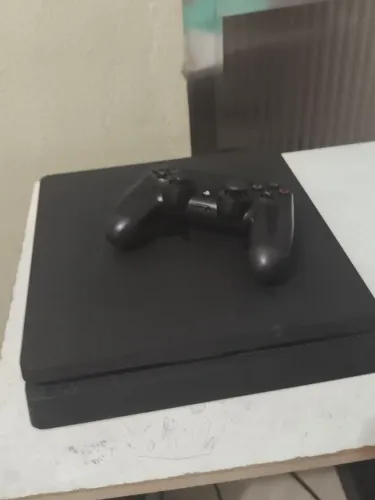 PS4 slim pronto para jogar  com 1 conta com mais de 15 jogos 