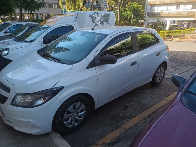 Chevrolet Onix JOY Hatch 1.0 8V Flex Mec. 4P 2019