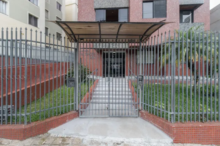 APARTAMENTO À VENDA NO CABRAL