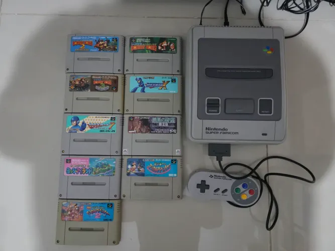 Super famicom muito novo + lote de jogos originais