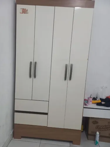 Guarda roupas 250
