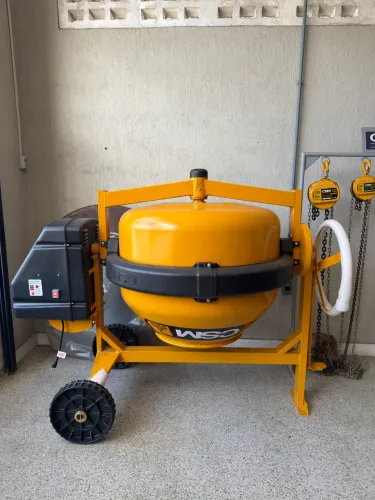 Betoneira 400l max 1 traço