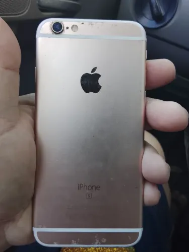 Vendo iPhone 06 usado