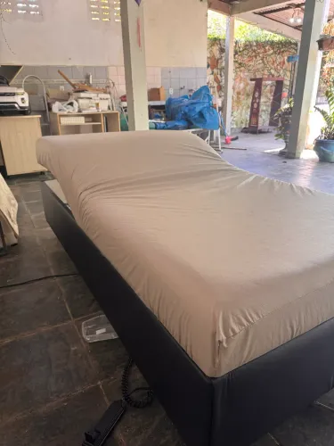 Vendo cama hospitalar elétrica