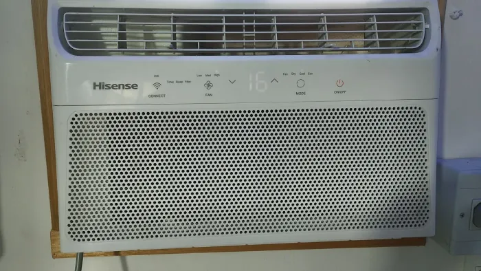 Ar condicionado hisense 10 mil BTUs valor 1600 reais