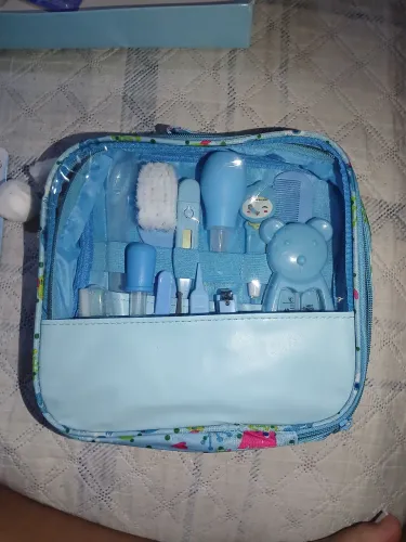 Kit de higiene e cuidados para bebes