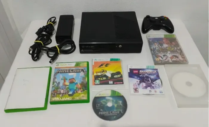 Console Xbox 360 Super Slim