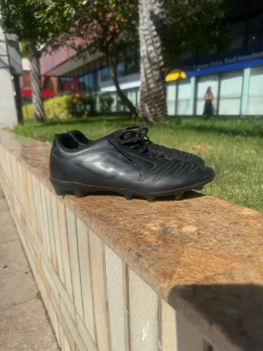 Chuteira no preço