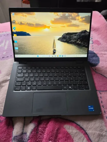Notebook Dell Latitude 3450 i5 13th 16gb Ram 512ssd garantia de 2 anos ainda. 