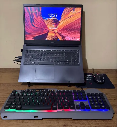 Notebook Acer Aspire 3 + Kit Completo