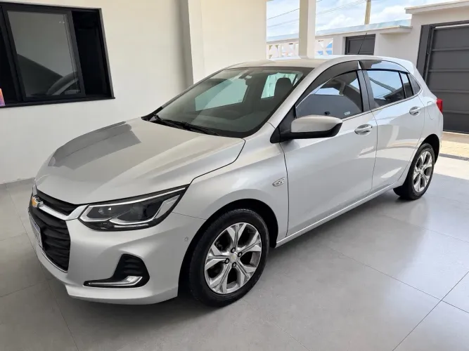 Chevrolet Onix Hatch Premier 1.0 12V TB Flex Aut. 4P 2021