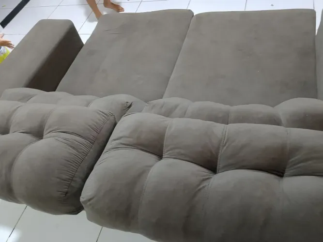 Sofá retrátil reclinável
