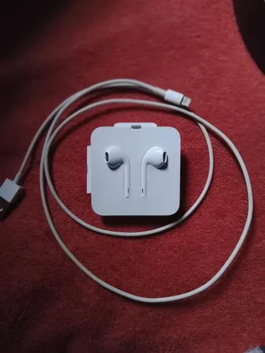 Fone e USB apple
