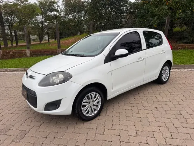 Fiat Palio Attractive 1.0 EVO Fire Flex 8V 5P 2012