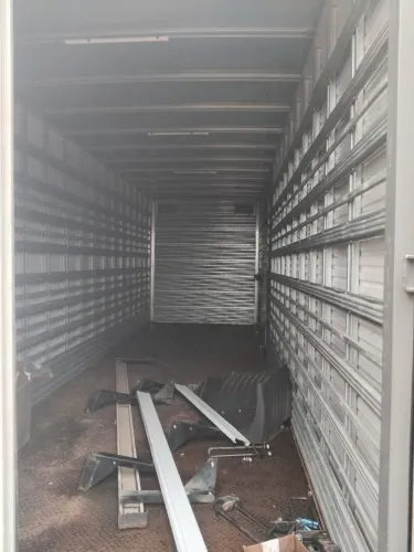 Bau carga seca 7 metros para caminhao 3/4