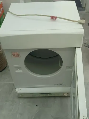 Secadora de roupas