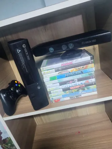 Xbox 360 d&$bl0qu&@d0 com LTU e RGH.