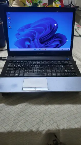 Notebook Samsung i5, 10 gb RAM, SSD 480g Windows 11b.