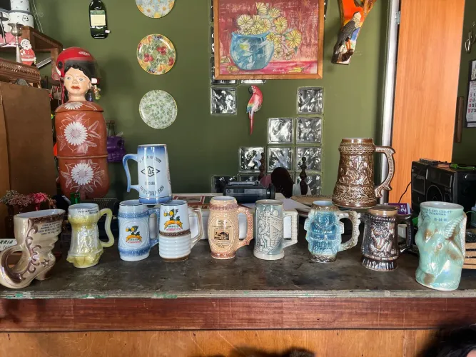 Antigas canecas porcelana chopp