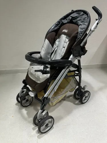 Carrinho de bebê Peg Perego