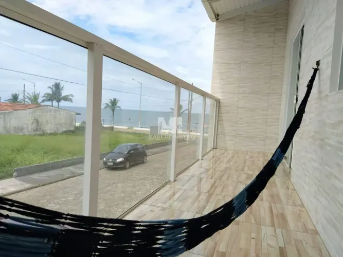 Sobrado para aluguel possui 70 metros quadrados com 3 quartos em Tabuleiro - Barra Velha -