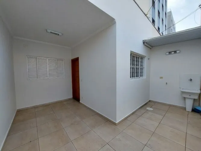 Casa com 1 dormitório para alugar, 60 m² por R$ 1.439,65/mês - Vila Cordenonsi - Americana