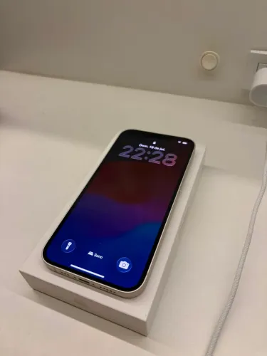 iPhone 13 - Usado