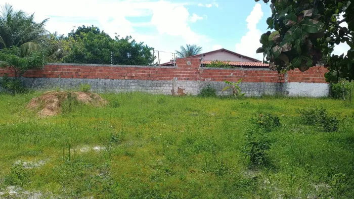TERRENO EM AQUIRAZ
