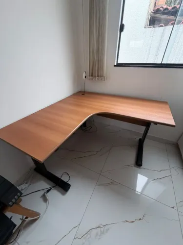 Mesas de escritório em L