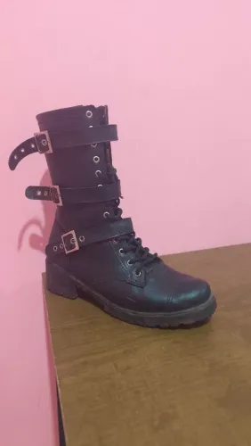 Bota cano alto
