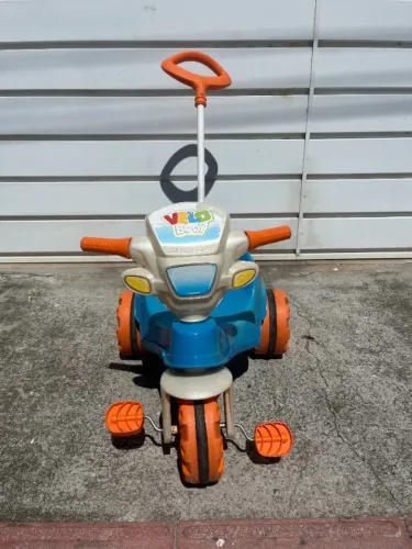 Triciclo Infantil - Velo Baby Bandeirante