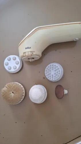 LADY BRAUN DEPILER CARE .