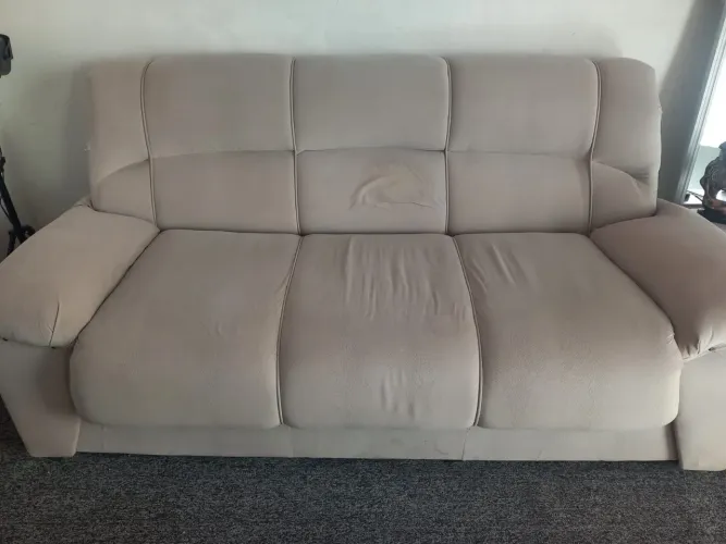 Sofa veludo 3 lugares