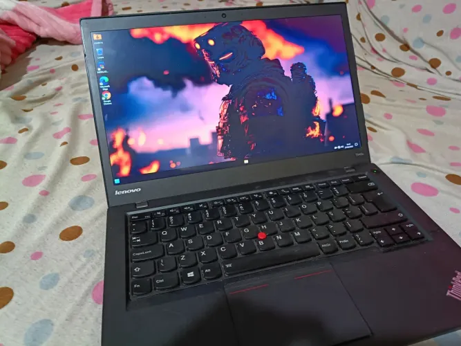 Notebook thinkpad muito novo