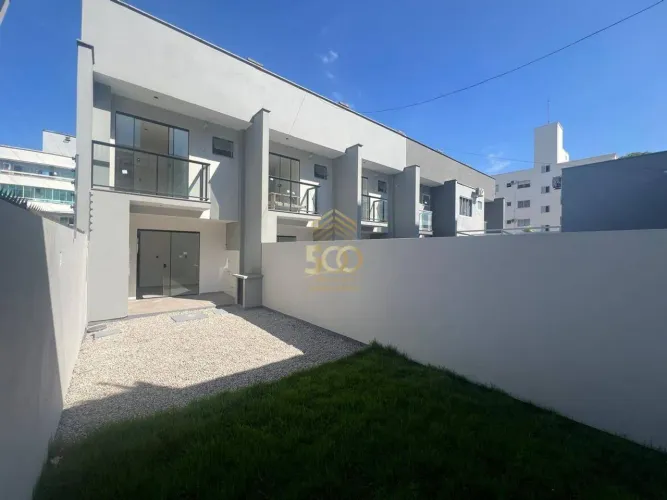Residencial Sobrado - Venda - 120,00 (M²) de Área Total - 80,00 (M²) de Área Privativa -