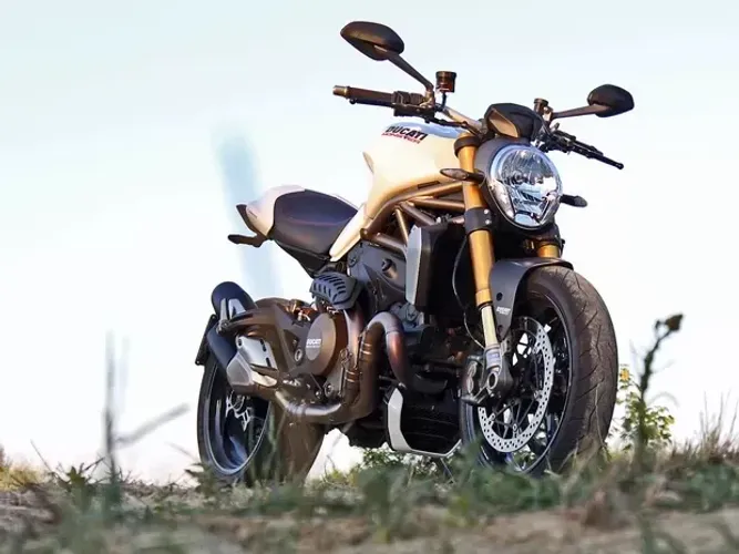 DUCATI MONSTER 1200 S - 2015/2015