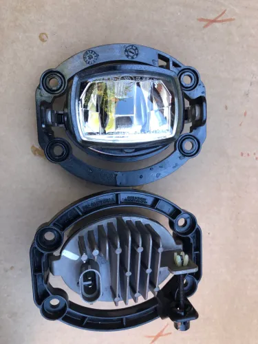 Farol Milha Jeep Compass Commander 2022 - 68470159aa