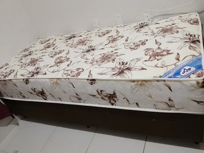 Cama de solteiro 
