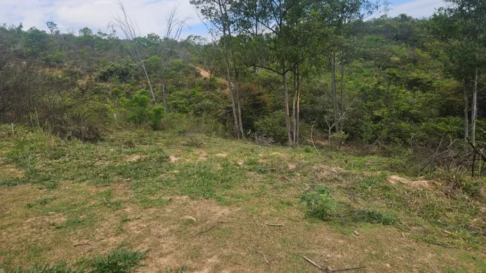Excelente lote em Sabará