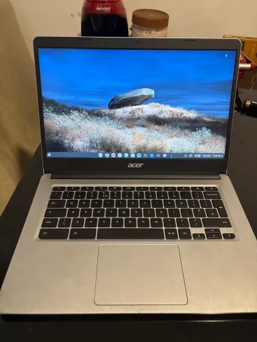 Chrome Book OS ACER 
