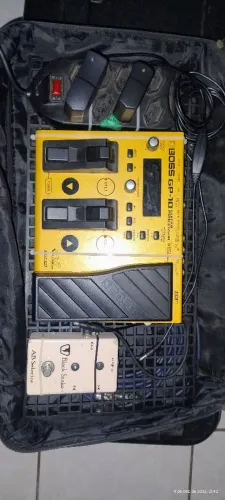 Pedaleira BOSS GP 10